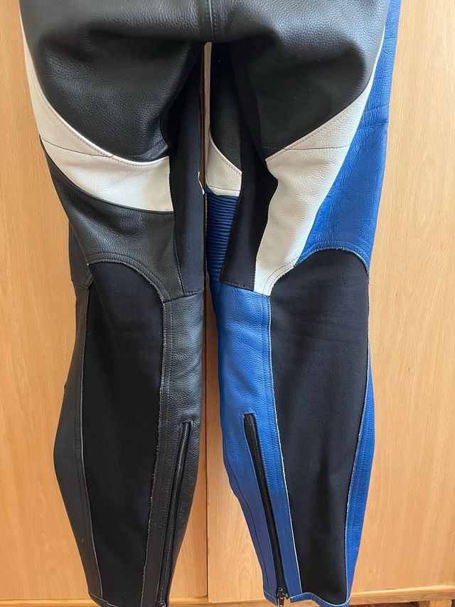 Mono cuero AXO 2 piezas