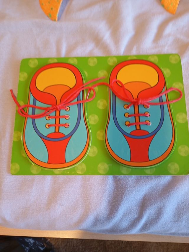 Juego para aprender a aterse los cord