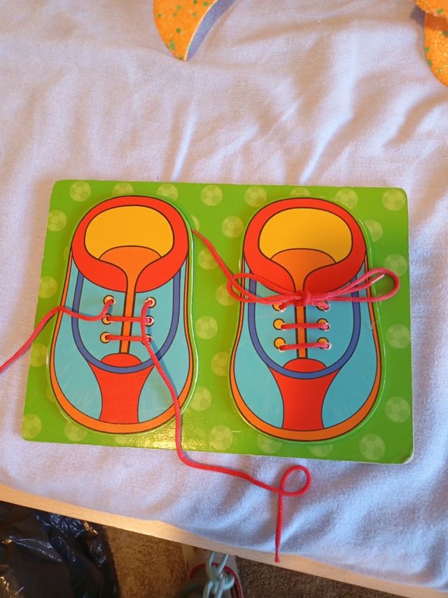 Juego para aprender a aterse los cord