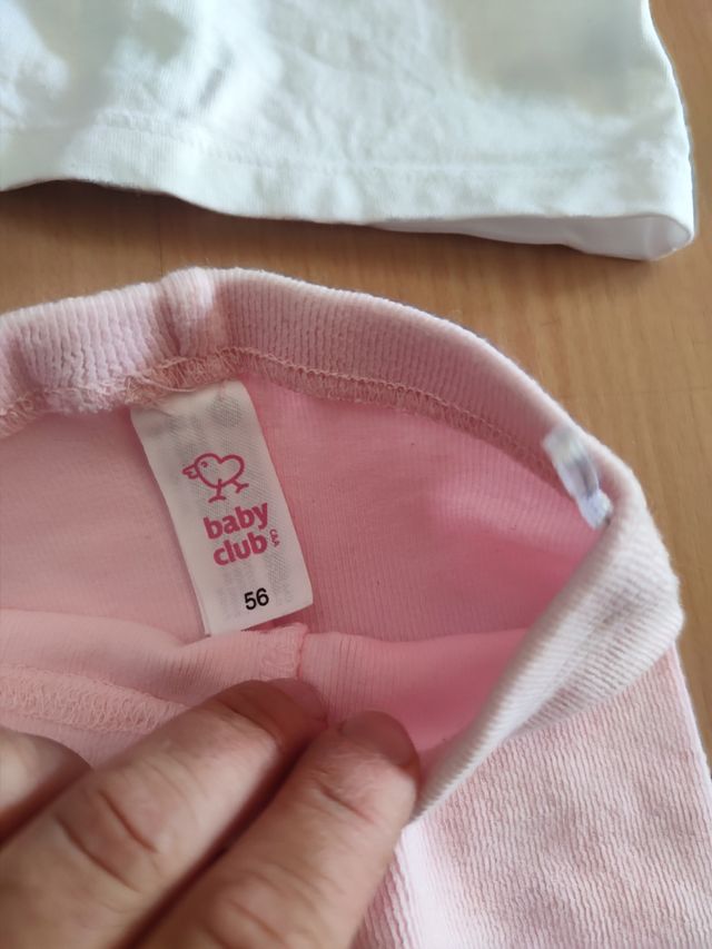 Lote bebé niña 1 mes . 56cm. Varias marcas