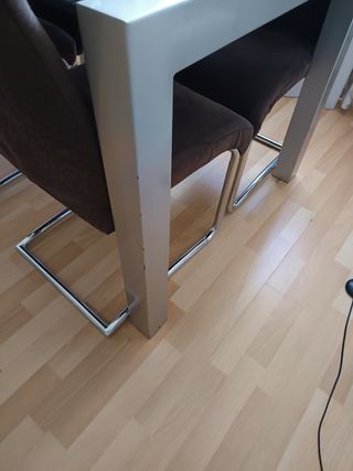 Mesa de salón extensible