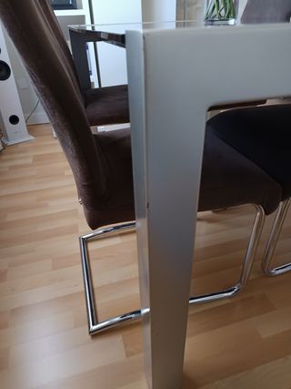 Mesa de salón extensible