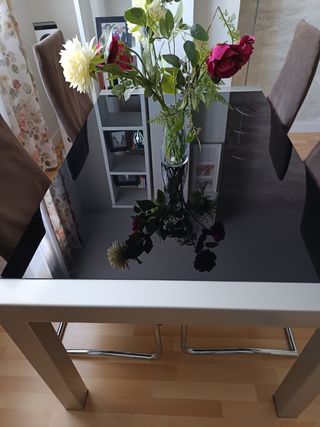 Mesa de salón extensible