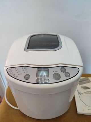 Panificadora con todos los accesorios