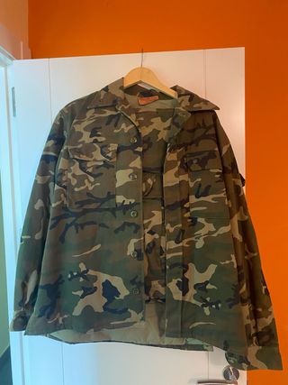 Uniforme de campaña para frio militar de camuflaje