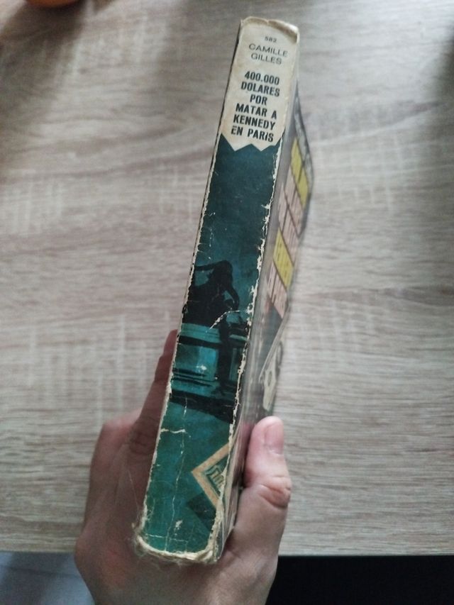 Camille Gilles Matar a Kennedy en París