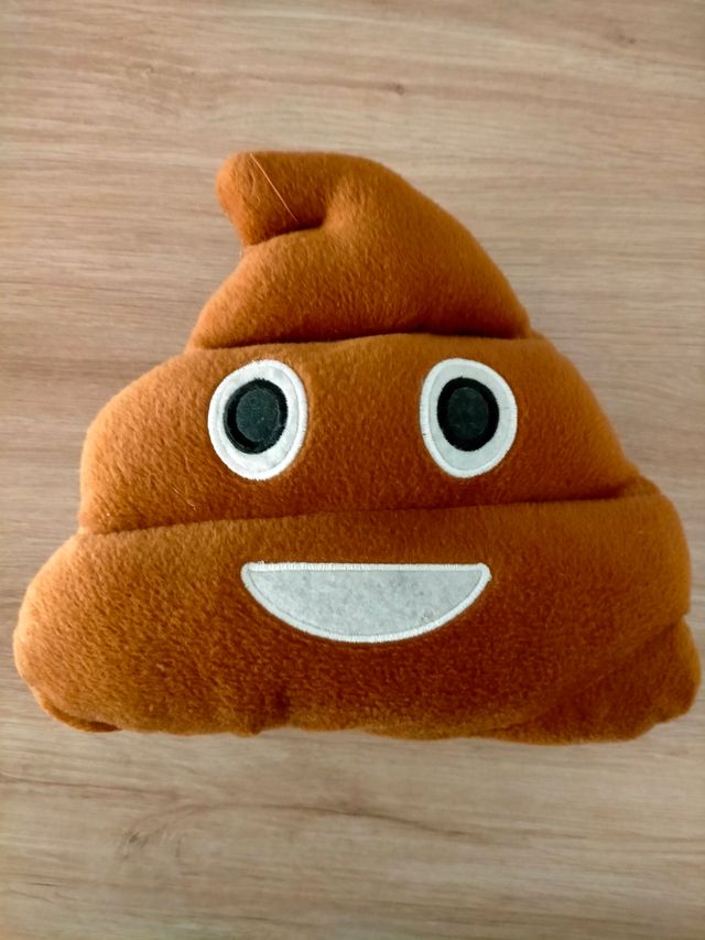 Peluche emoji caca