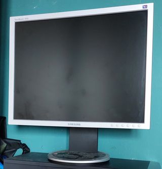 Monitor para ordenador de sobremesa 