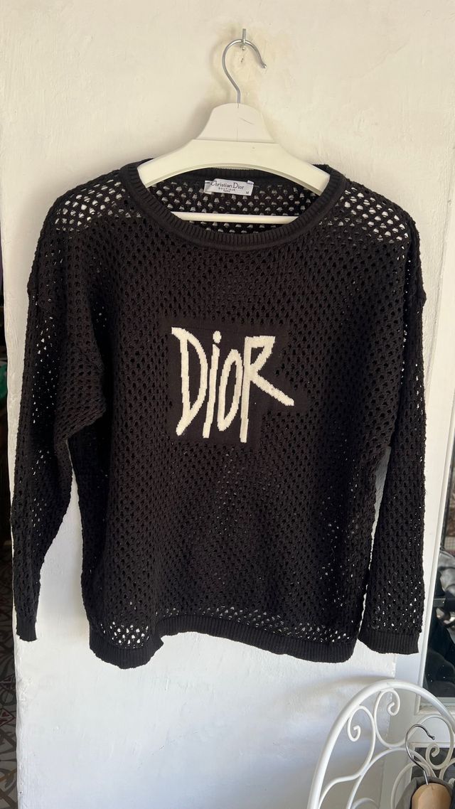 Sudadera negra hilo calado