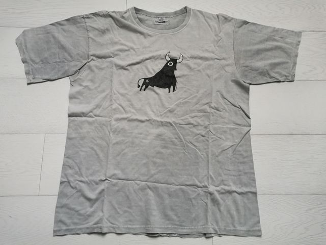 T SHIRT in cotone con disegno toro
