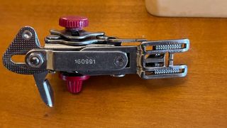 Singer Sewing Machine acessory 160991 zigzagger