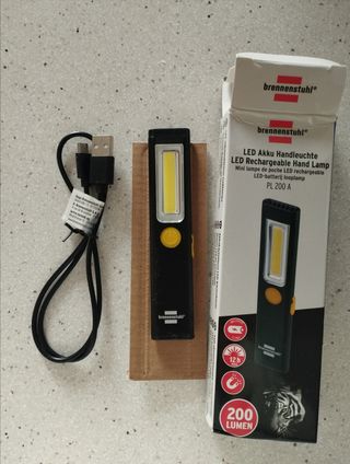 Linterna recargable.
