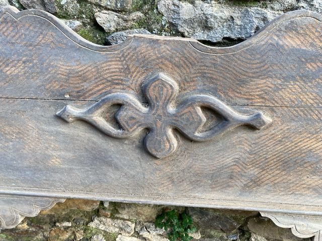 Cabecero de cama antiguo