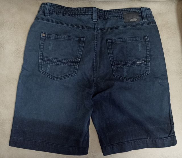 Pantalón corto pull & bear