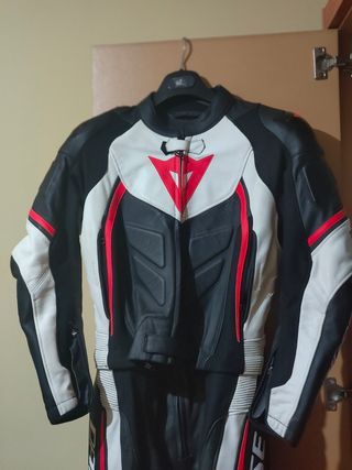Mono Dainese 2 piezas moto