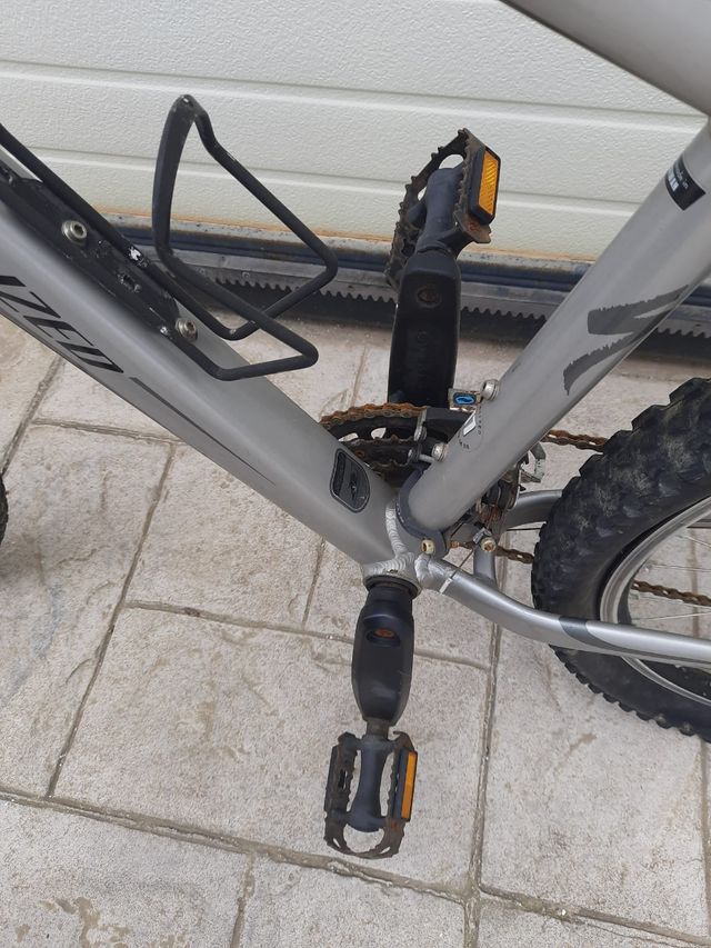 Bicicleta MTB Specialized