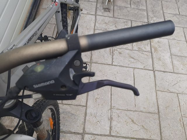 Bicicleta MTB Specialized