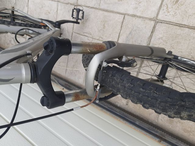 Bicicleta MTB Specialized