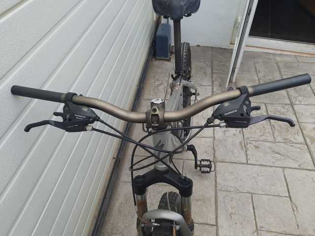 Bicicleta MTB Specialized