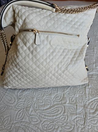 Bolso guess
