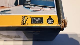 Soporte TV hasta 60 " (152 cm.) máximo 60 kg.