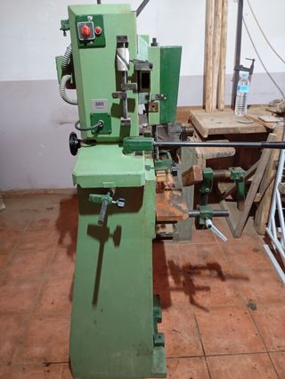 Escopleadora cadena vertical madera 