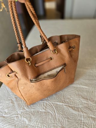 Bolso guess 