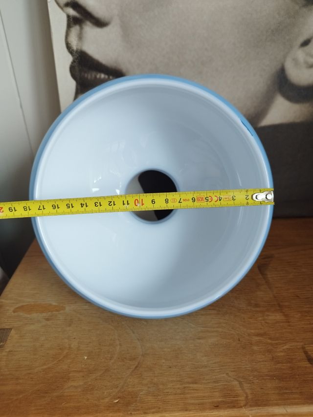 Tulipa opalina azul de quinqué