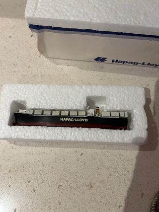 Maqueta Hapag-Lloyd contenedor marítimo