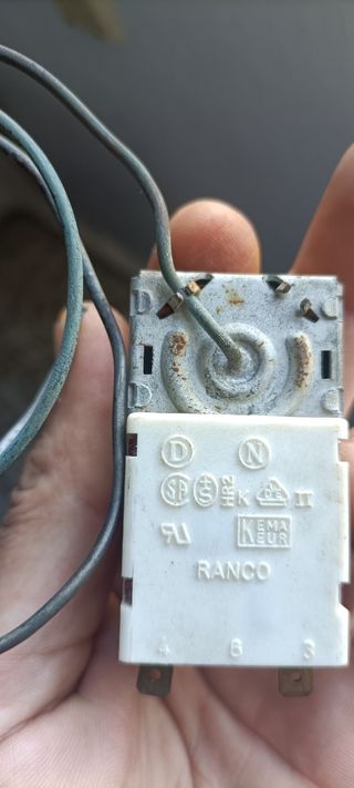 Termostato nevera trivalente  Electrolux 