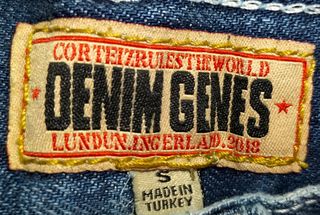 Pantalón corteiz corto vaquero