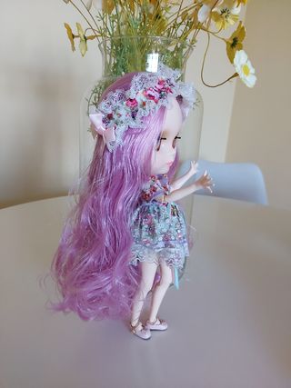 MUÑECA TIPO BLYTHE 