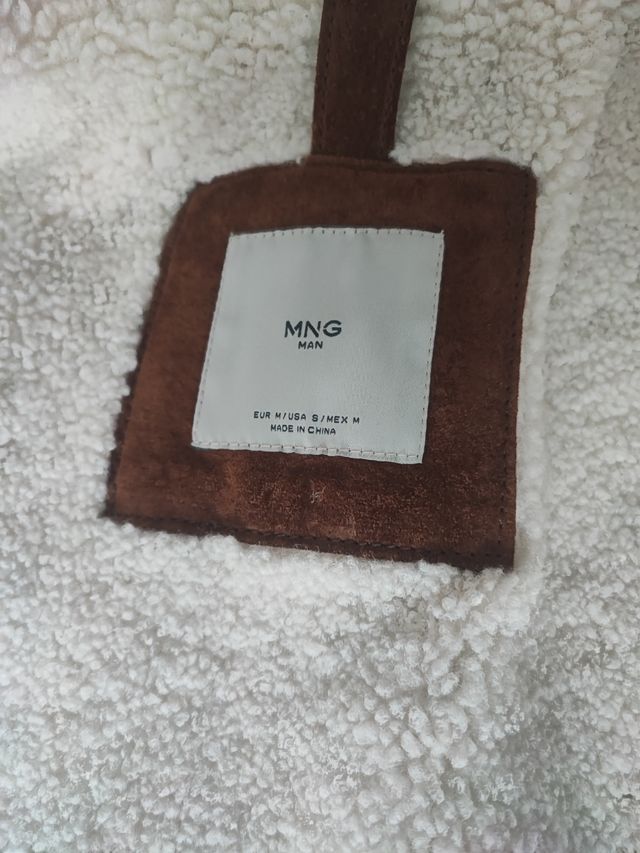 Cazadora de ante con borrego