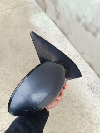Retrovisor derecho Ford Focus Guia 