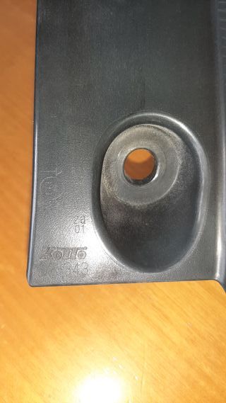 Piloto trasero derecho Toyota Auris