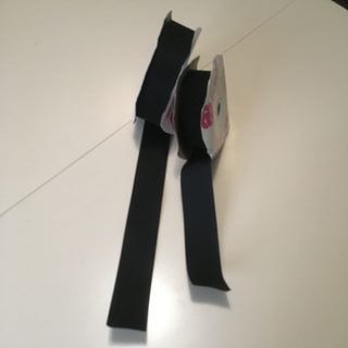 Nastro velcro nero a strappo mt.6 x cm.5.