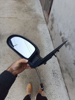 Retrovisor izquierdo Ford Focus Guia 