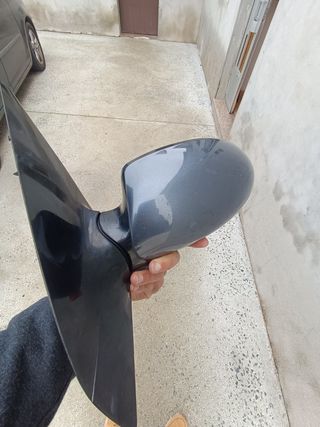 Retrovisor izquierdo Ford Focus Guia 