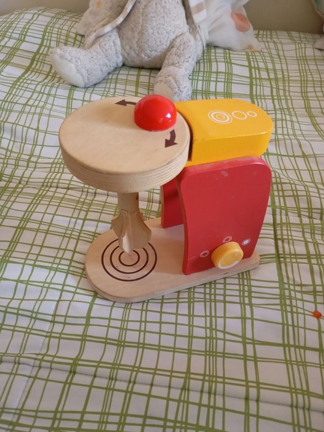 Batidora de juguete de madera 
