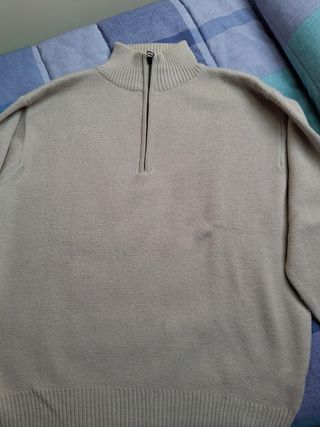 Últimos dias!!Jersey Pull and Bear beige talla XL