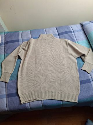 Últimos dias!!Jersey Pull and Bear beige talla XL
