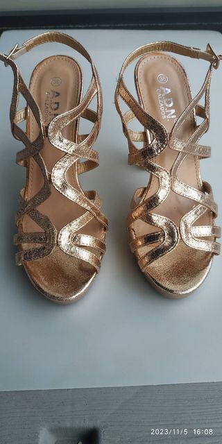 Zapatos de verano tacón