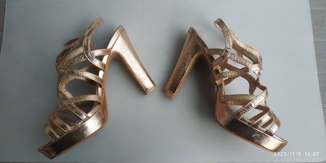 Zapatos de verano tacón 