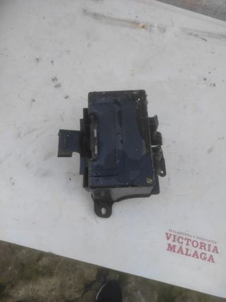Soporte batería Suzuki bandit 650 s