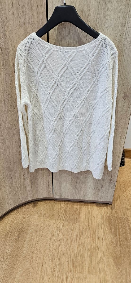 Ahora que viene el fresco viene genial un Jersey.