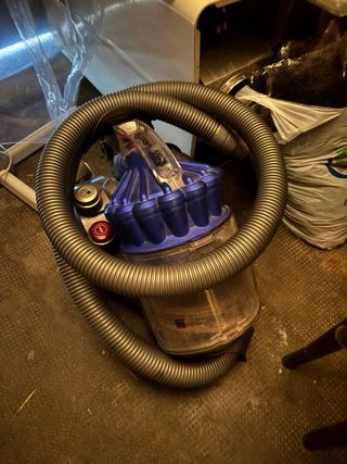 Aspirapolvere dyson a traino