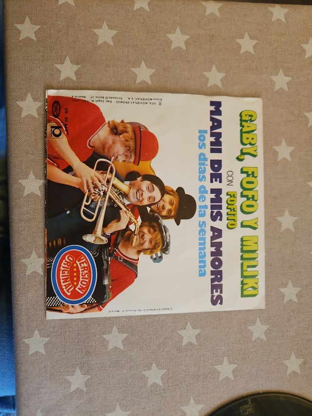 VINILO GABY, FOTO Y MILIKI con Fofito 