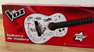 Guitarra de madera La Voz