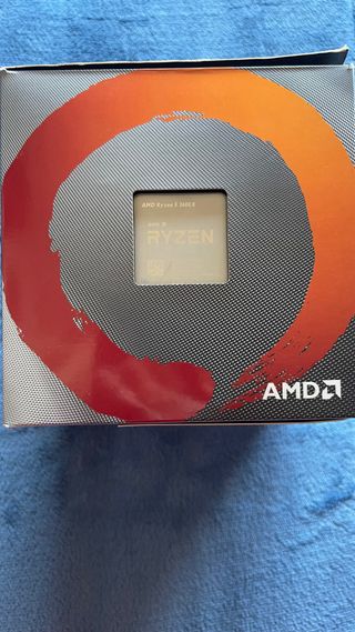 CPU AMD Ryzen 5 3600X + AMD Wraith Spire incluso