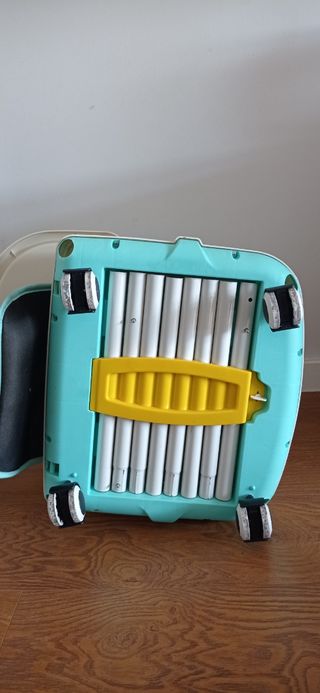 Trona con ruedas y dos alturas